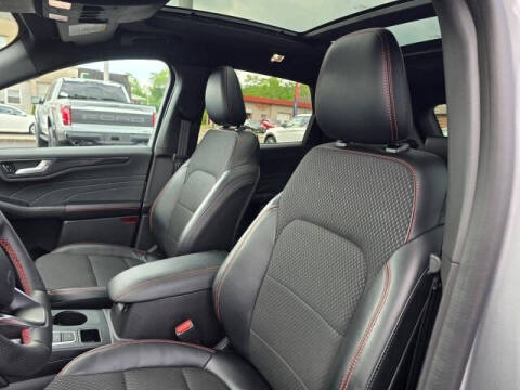2023 Ford Escape ST-Line Select