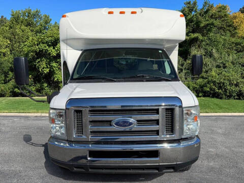 2013 Ford E-350