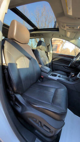 2012 Cadillac SRX Luxury Collection