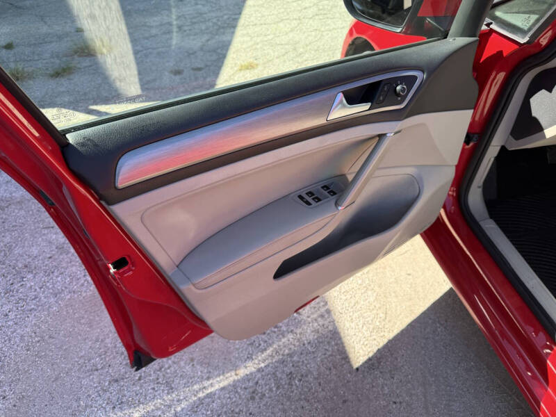 2015 Volkswagen Golf TSI S