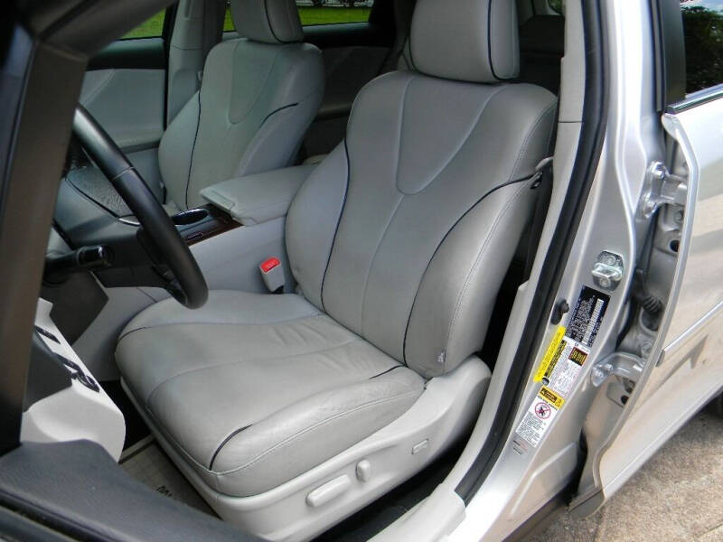 2009 Toyota Venza Base photo 14