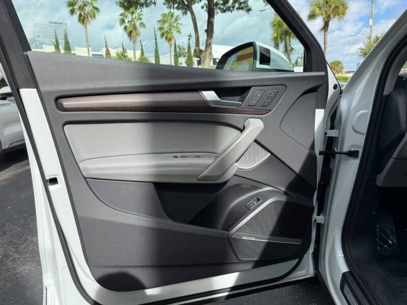 2022 Audi Q5 quattro S line Prem Plus 45 TFSI