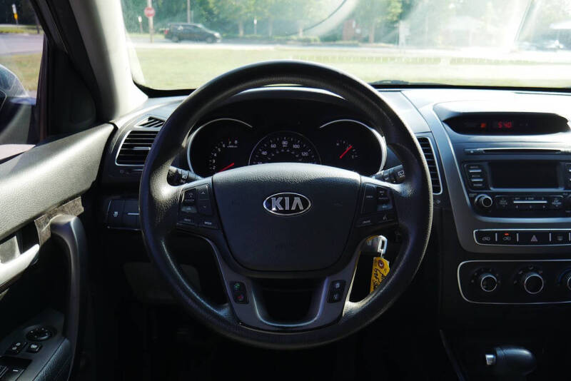 2015 Kia Sorento LX