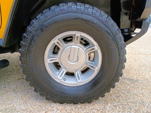 2005 HUMMER H2