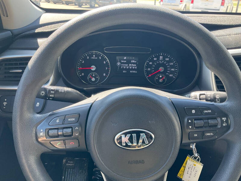 2017 Kia Sorento L