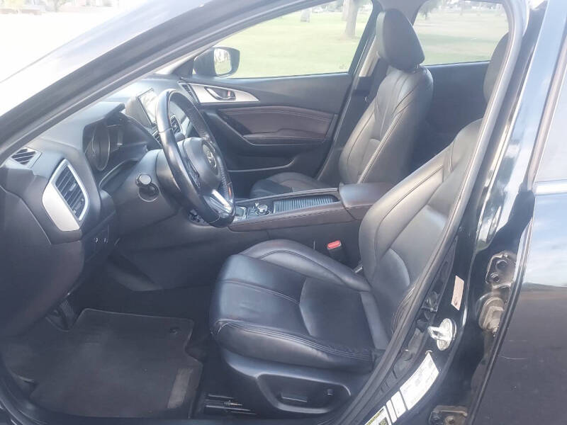 2017 Mazda MAZDA3 Touring