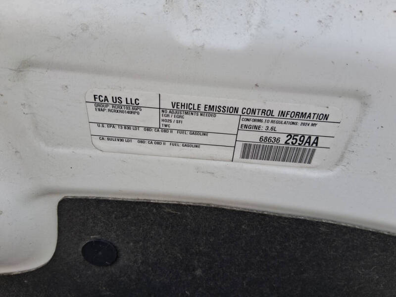 2024 Chrysler Pacifica Touring L