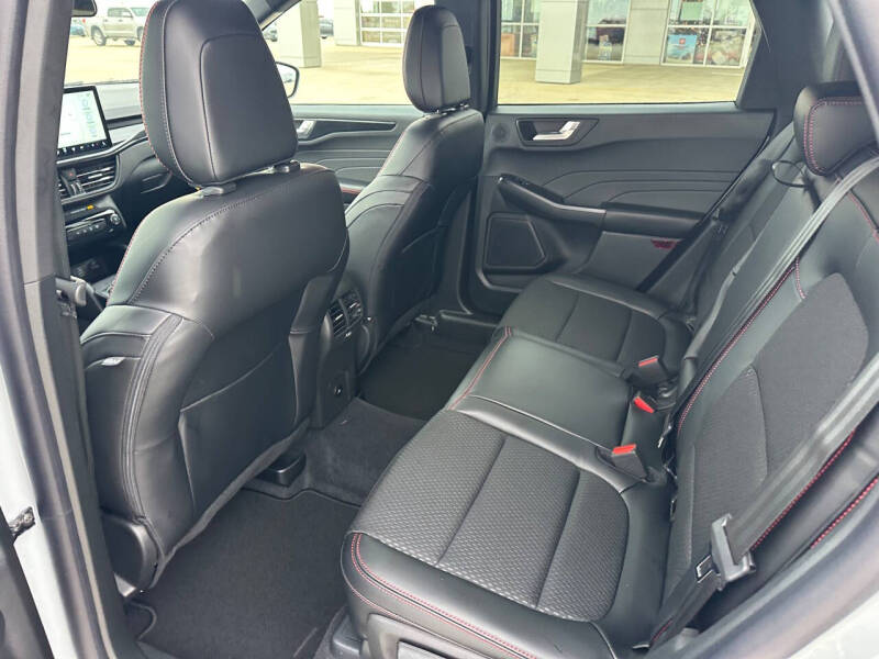 2026 Ford Escape ST-Line Select