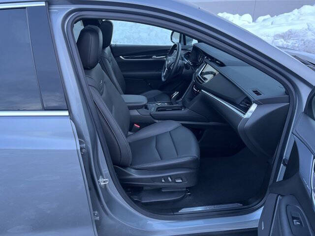 2025 Cadillac XT5 Premium Luxury