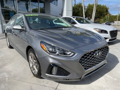 2019 Hyundai Sonata for sale at DORAL HYUNDAI in Doral FL