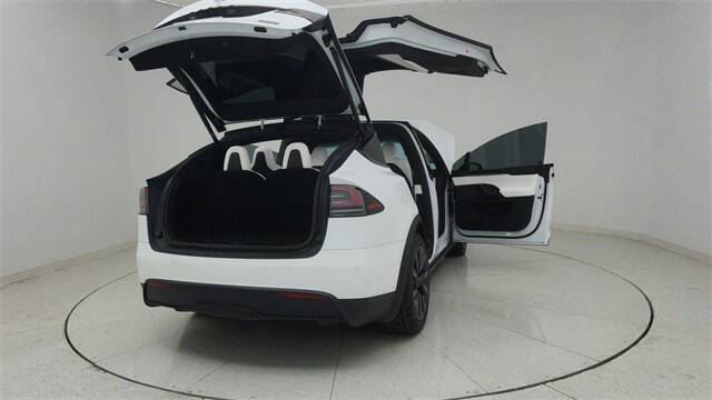 2022 Tesla Model X Plaid