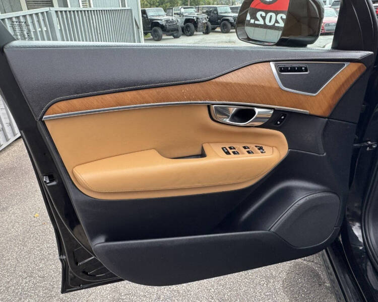 2018 Volvo XC90 T6 Inscription