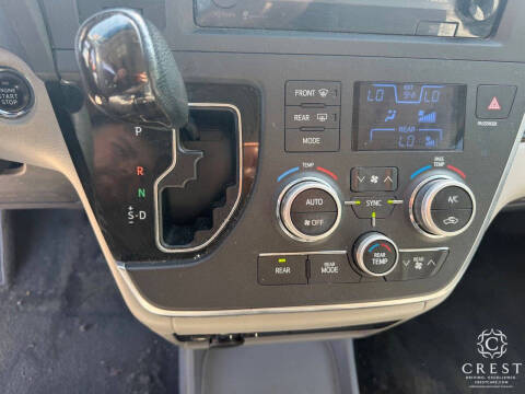 2015 Toyota Sienna