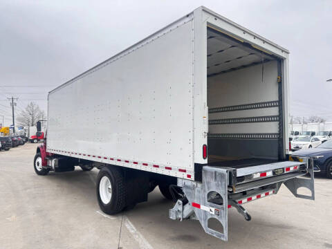 2019 Freightliner M2 106
