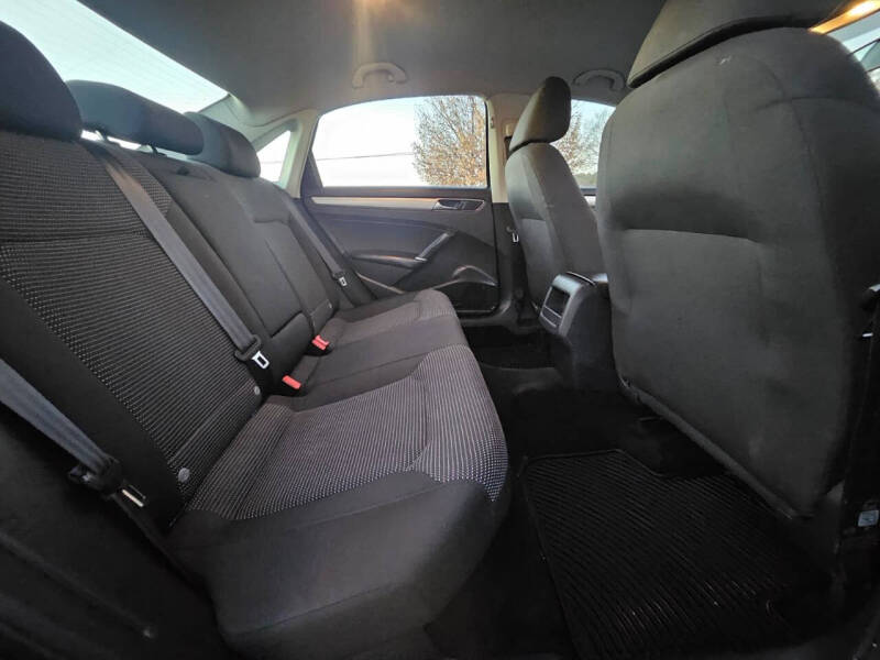 2017 Volkswagen Passat 1.8T S