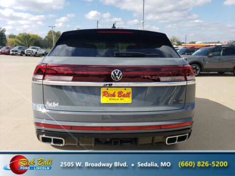 2024 Volkswagen Atlas Cross Sport SEL R-Line 4Motion