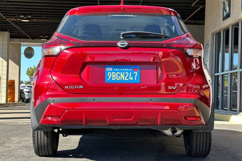 2022 Nissan Kicks SV