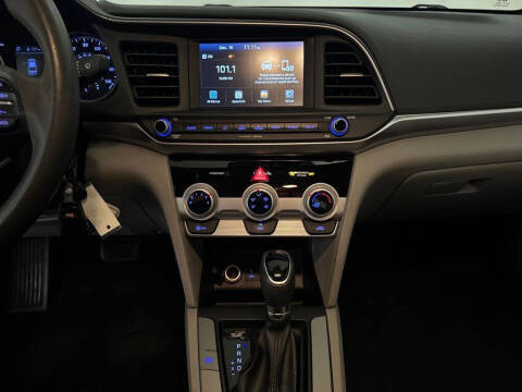 2019 Hyundai Elantra