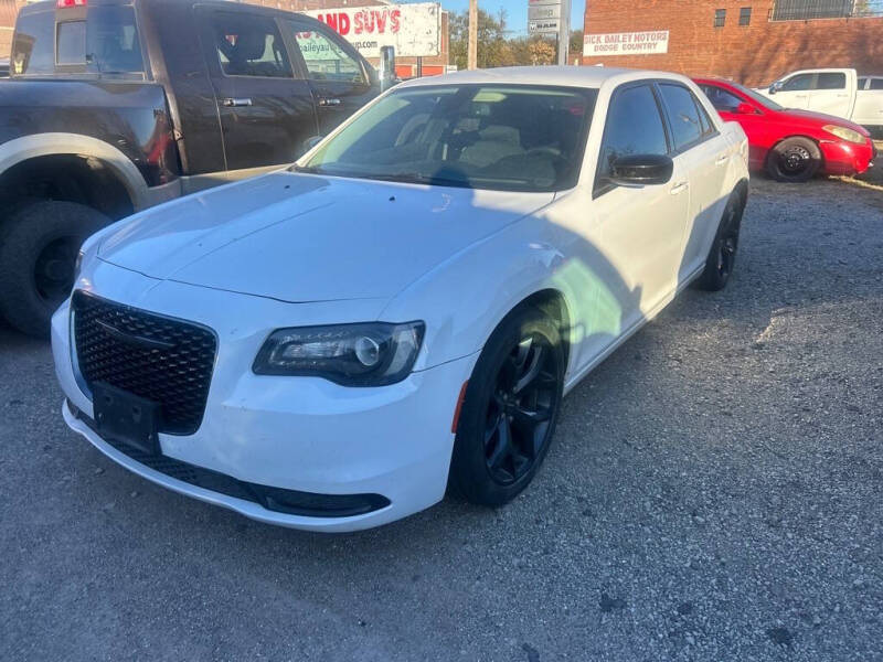 2020 Chrysler 300 Touring