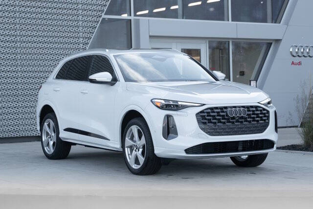 2025 Audi Q5 quattro Premium Plus TFSI