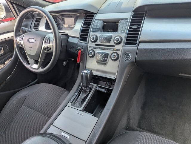 2016 Ford Taurus SEL