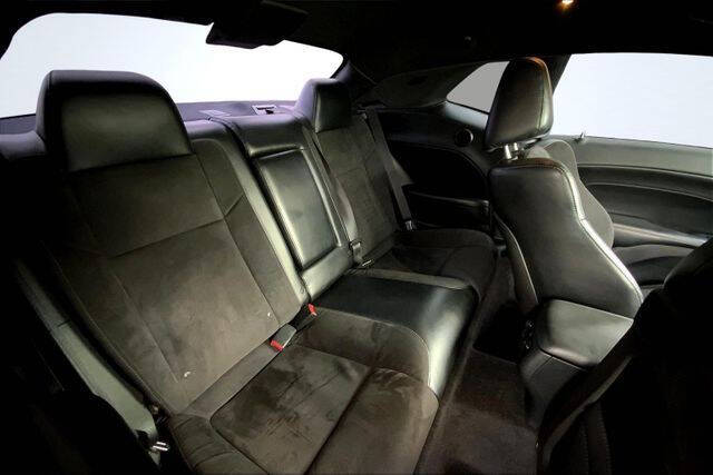 2015 Dodge Challenger R/T Plus