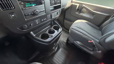 2024 Chevrolet Express 2500