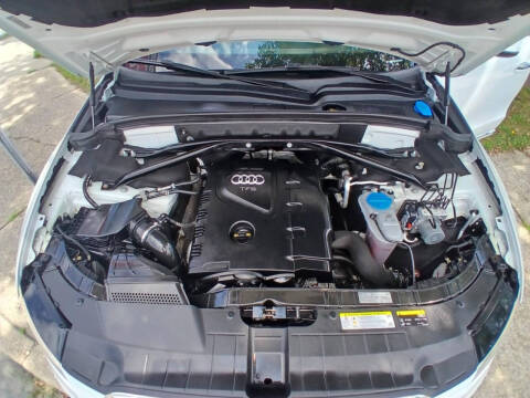 2017 Audi Q5 2.0T quattro Premium