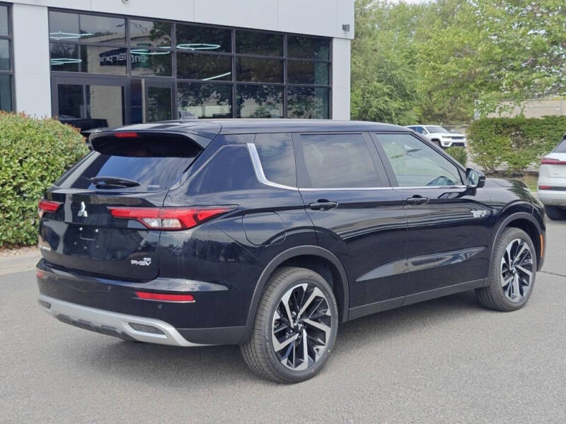 2025 Mitsubishi Outlander PHEV SE