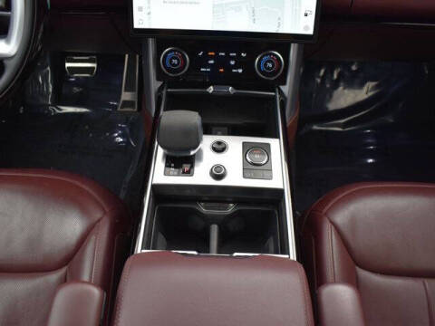 2023 Land Rover Range Rover P400 SE