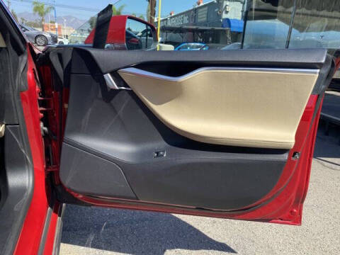 2013 Tesla Model S Performance