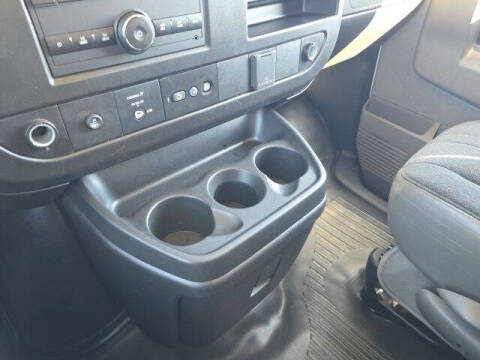 2024 GMC Savana 2500