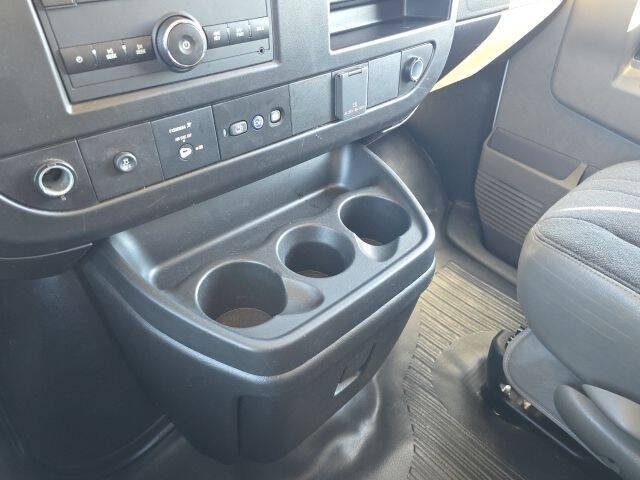 2024 GMC Savana 2500