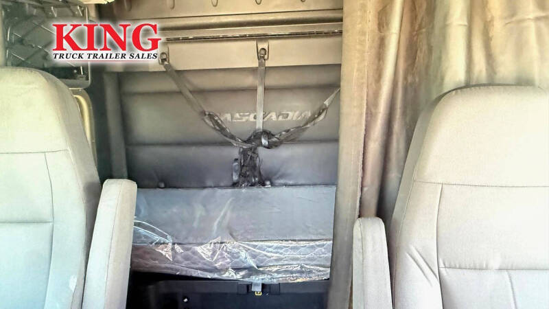 2023 Freightliner Cascadia