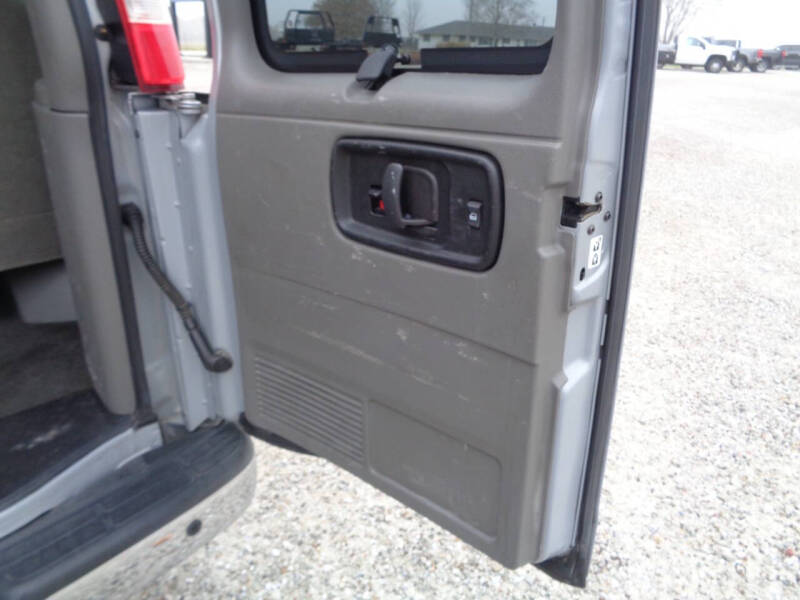 2017 GMC Savana LT 3500