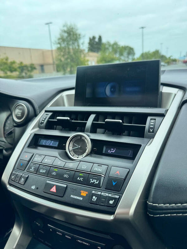 2015 Lexus NX 200t