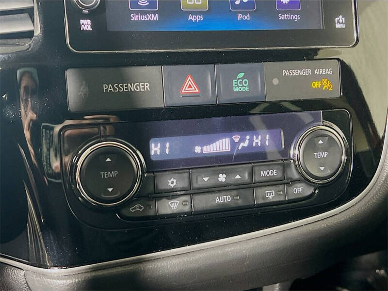 2018 Mitsubishi Outlander SE