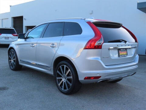 2016 Volvo XC60 T5 Drive-E Premier