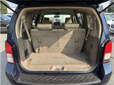 2011 Nissan Pathfinder Silver Edition