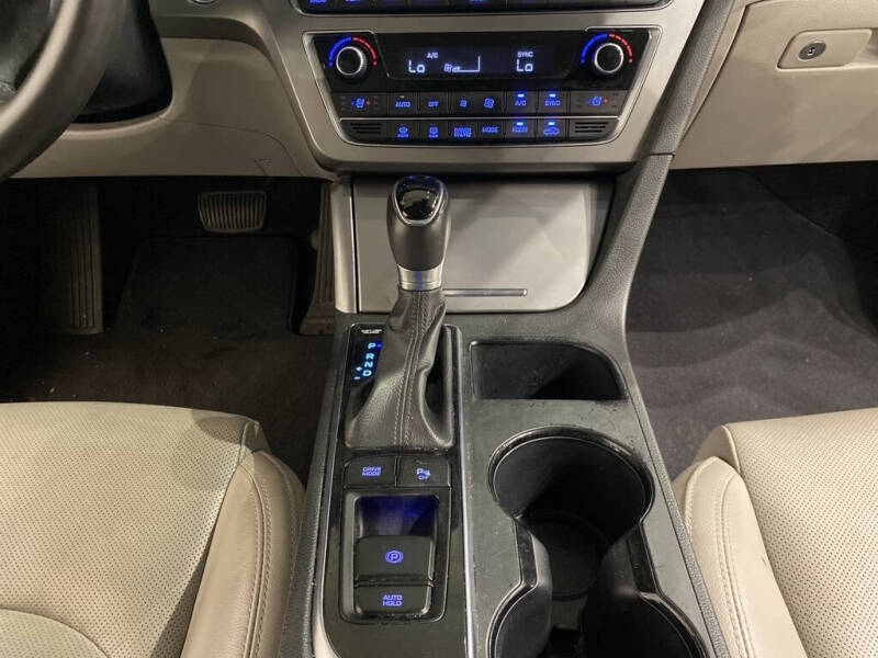 2017 Hyundai Sonata Hybrid