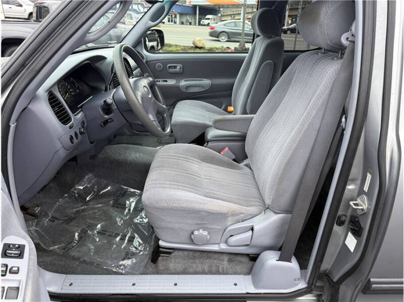 2002 Toyota Tundra SR5 V8