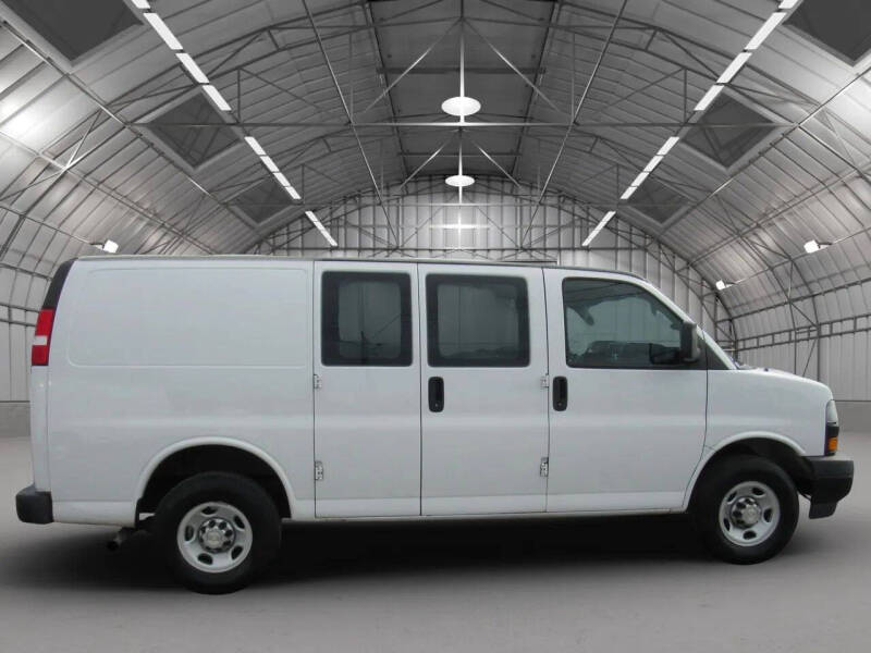 2020 Chevrolet Express 2500