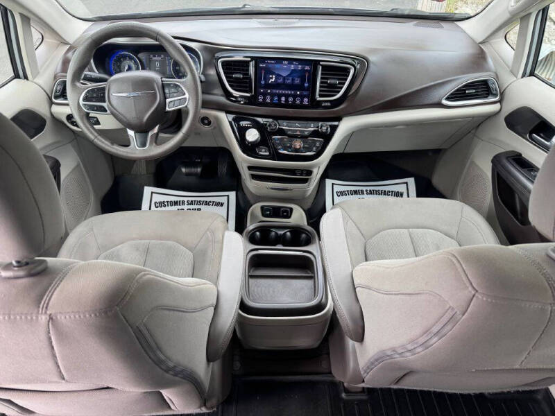 2018 Chrysler Pacifica Touring Plus