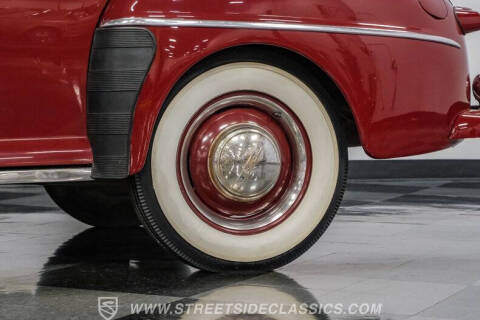 1948 Ford Deluxe