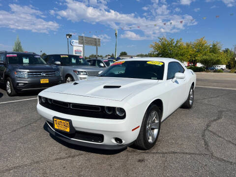 2018 Dodge Challenger SXT Plus