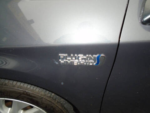 2014 Toyota Prius Plug-in Hybrid Advanced