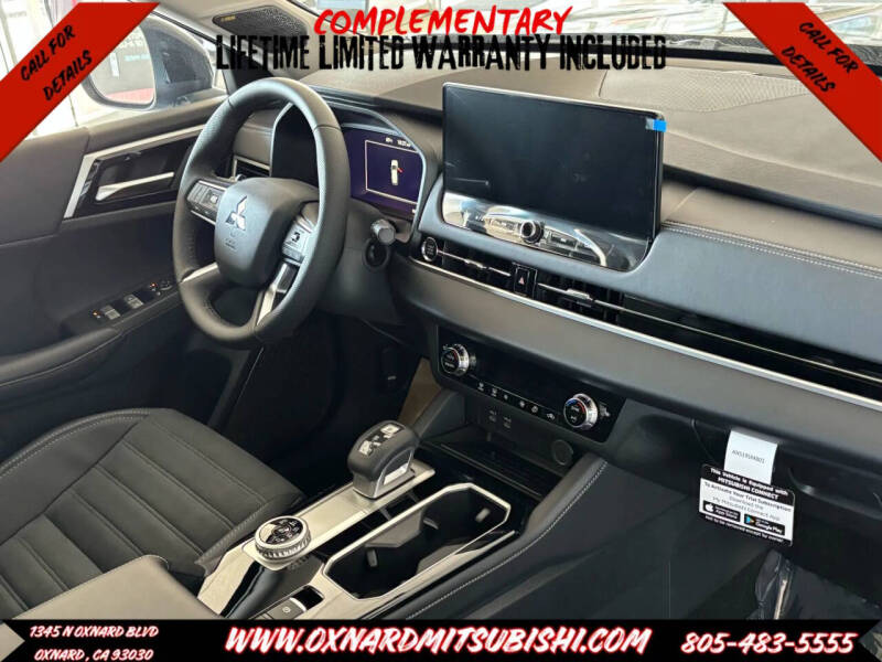 2025 Mitsubishi Outlander SE