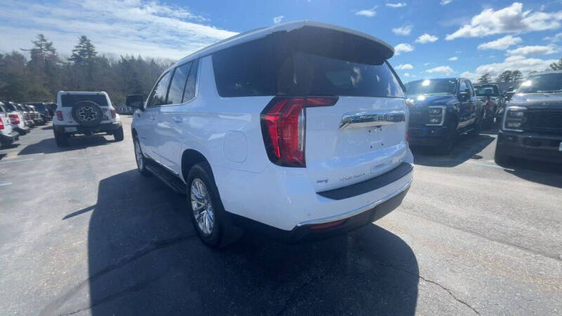 2023 GMC Yukon SLT