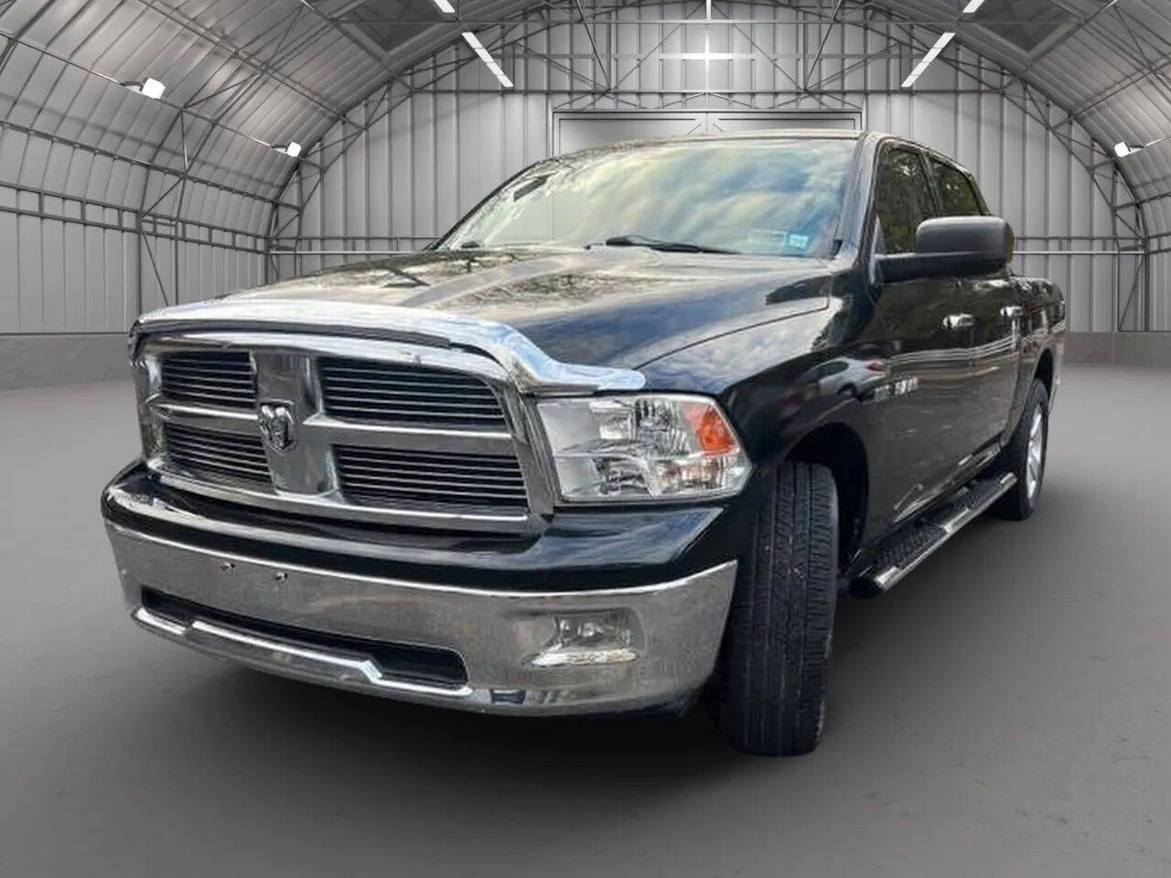 2009 Dodge Ram 1500 Laramie 4x4 4dr Crew Cab 5.5 ft. SB's photo