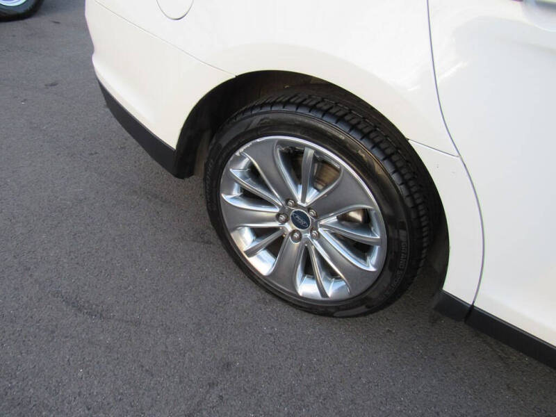 2010 Ford Taurus Limited